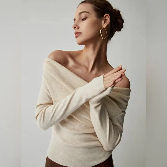 COMMENSE Off-Shoulder Cream Soft Knit Top - Picture 3 of 5